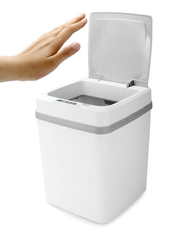 Poubelle blanche avec capteur